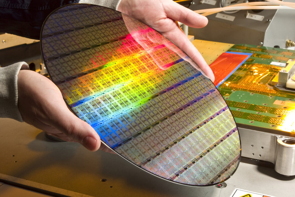 Silicon wafer and microchips