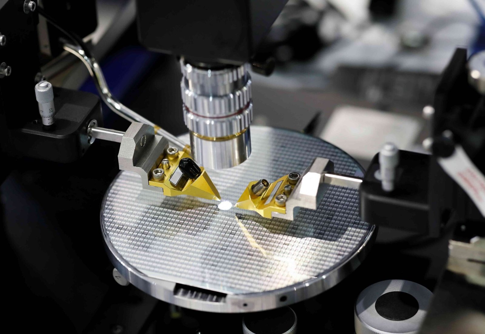 How do we create Microchips? The journey from Silicon Crystals to ...